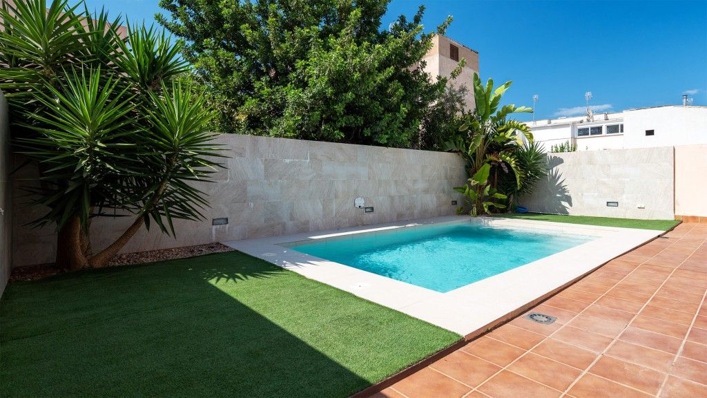 Swimming pool of House or chalet for sale in  Palma de Mallorca  with Private garden, Terrace and Storage room