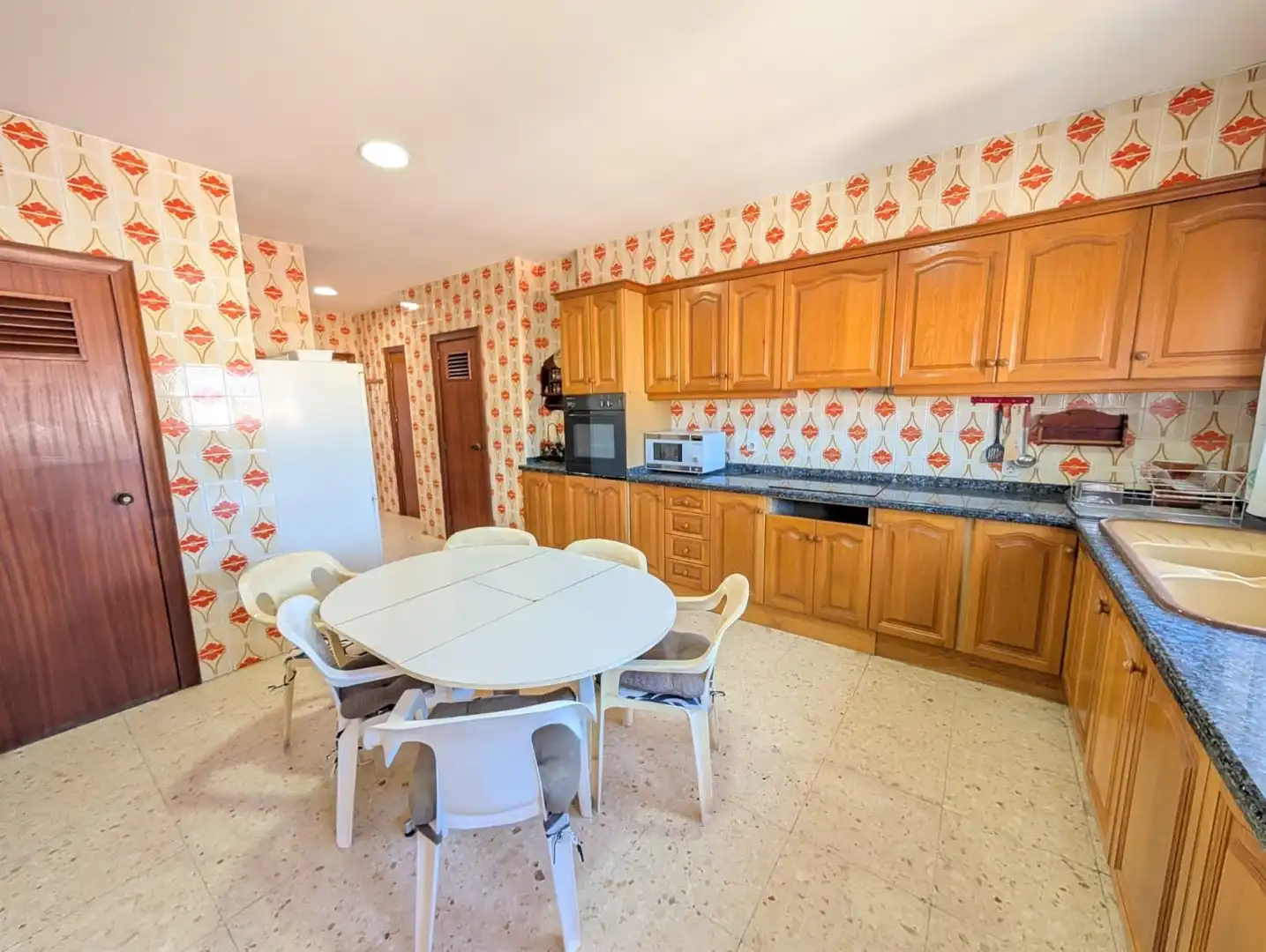 Cuina de Apartament en venda en Gandia amb Terrassa, Balcó i Piscina comunitària