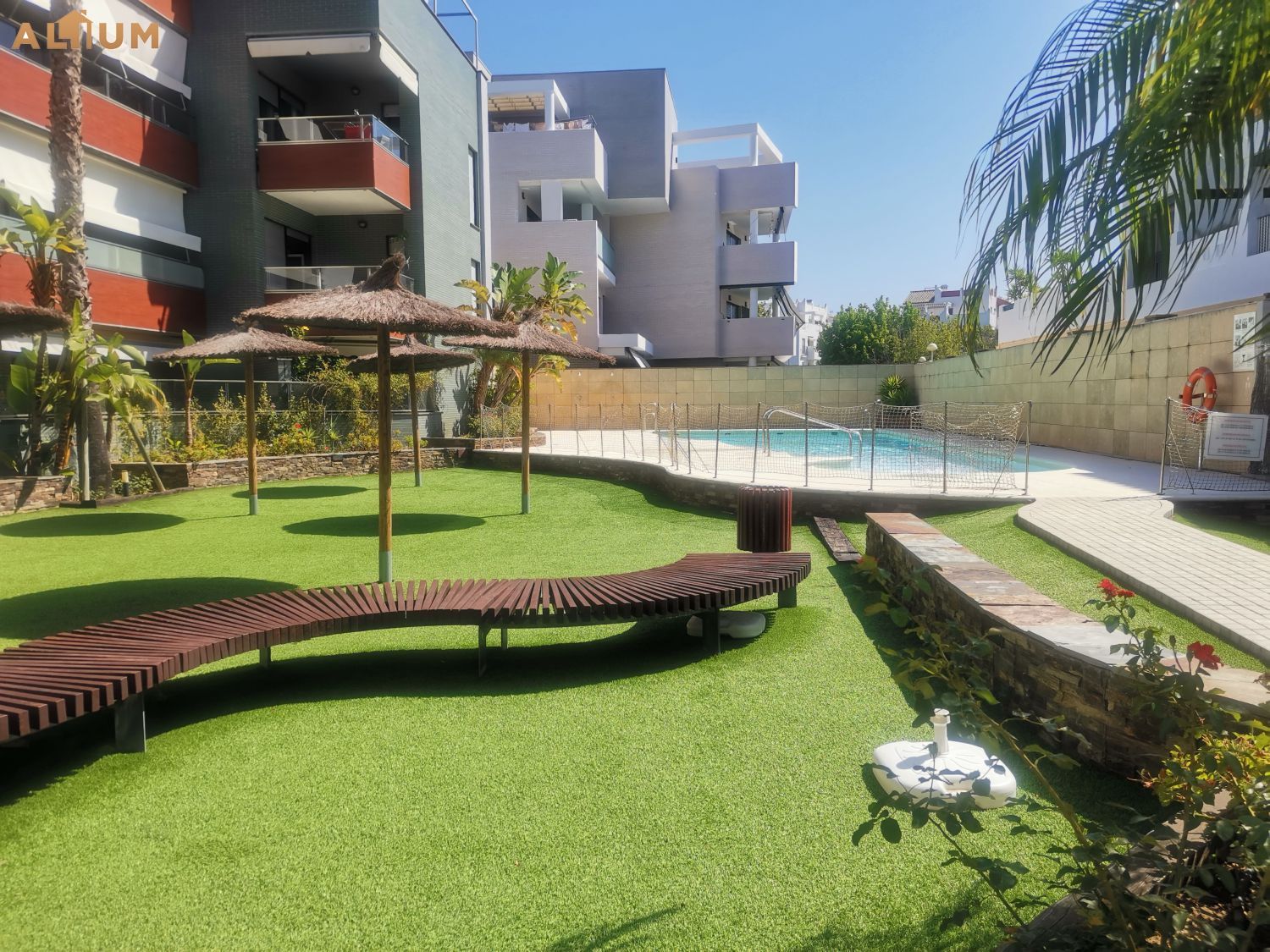 Piscina de Àtic en venda en Rota amb Aire condicionat, Terrassa i Traster