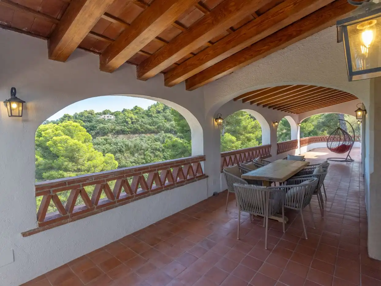 Maison rustique avec piscine à louer à GI-682 1, imagen 11