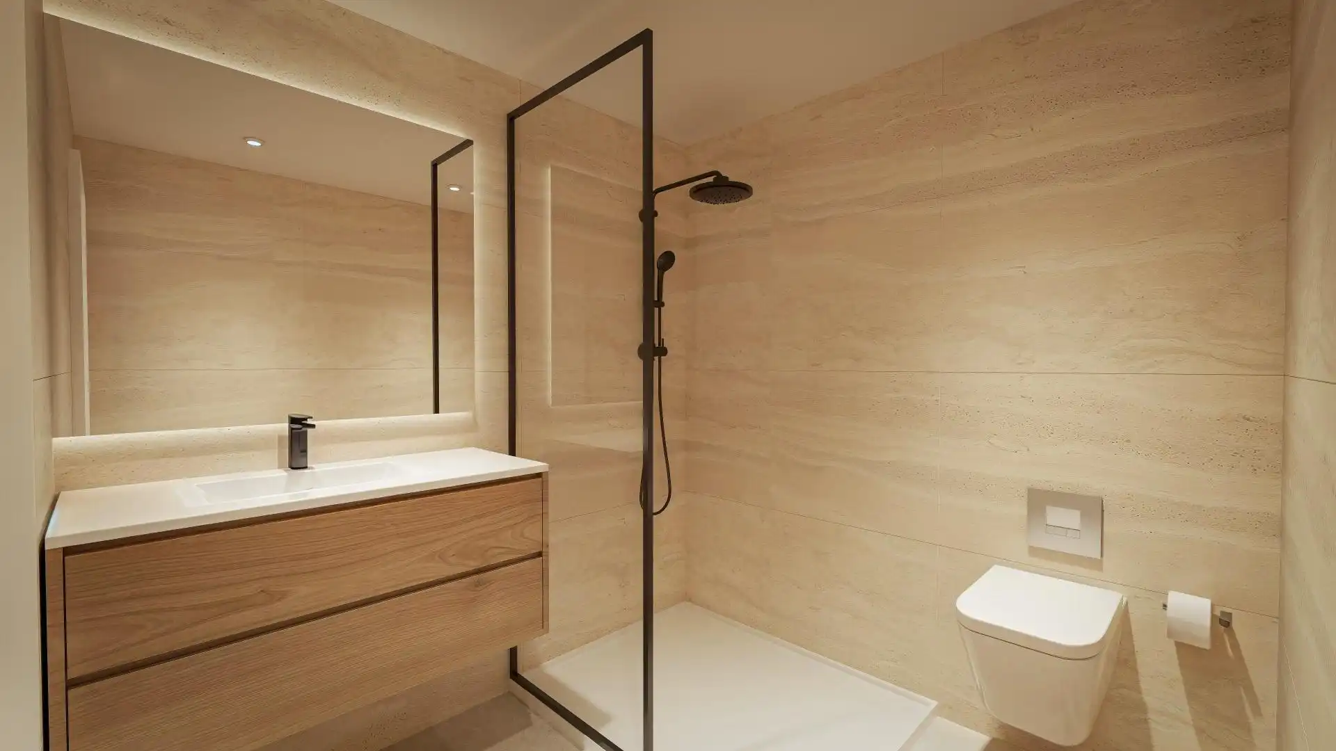 Badezimmer von Dachboden zum Verkauf in Tarragona mit Parkett