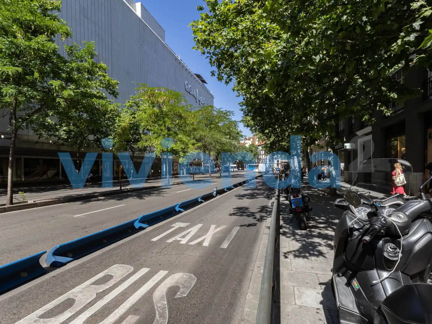 Außenansicht von Wohnung zum Verkauf in Madrid mit Heizung und Balkon