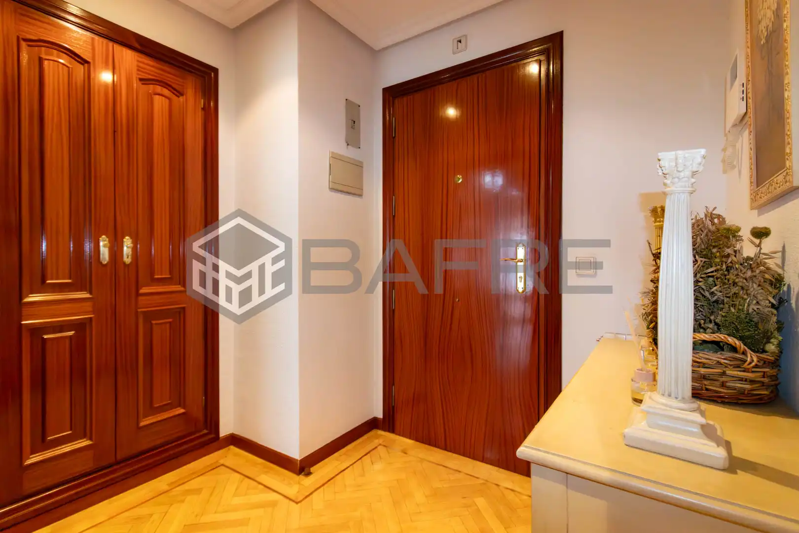 Flat for sale in Adelfas