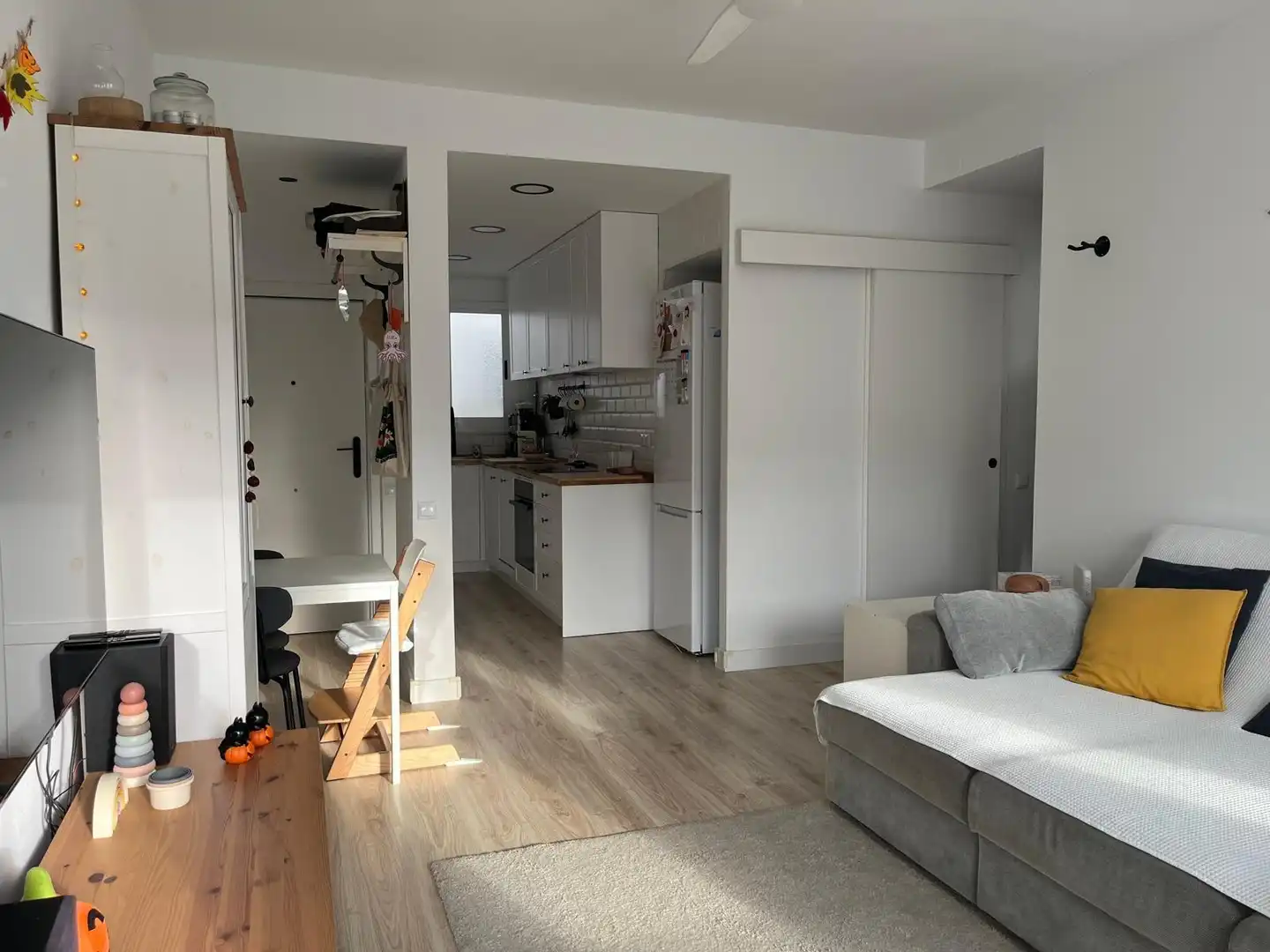 Sala d'estar de Àtic en venda en Castelldefels amb Balcó