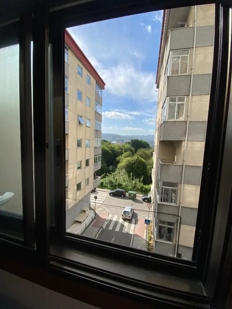Vista exterior de Pis en venda en Vigo  amb Calefacció, Parquet i Terrassa