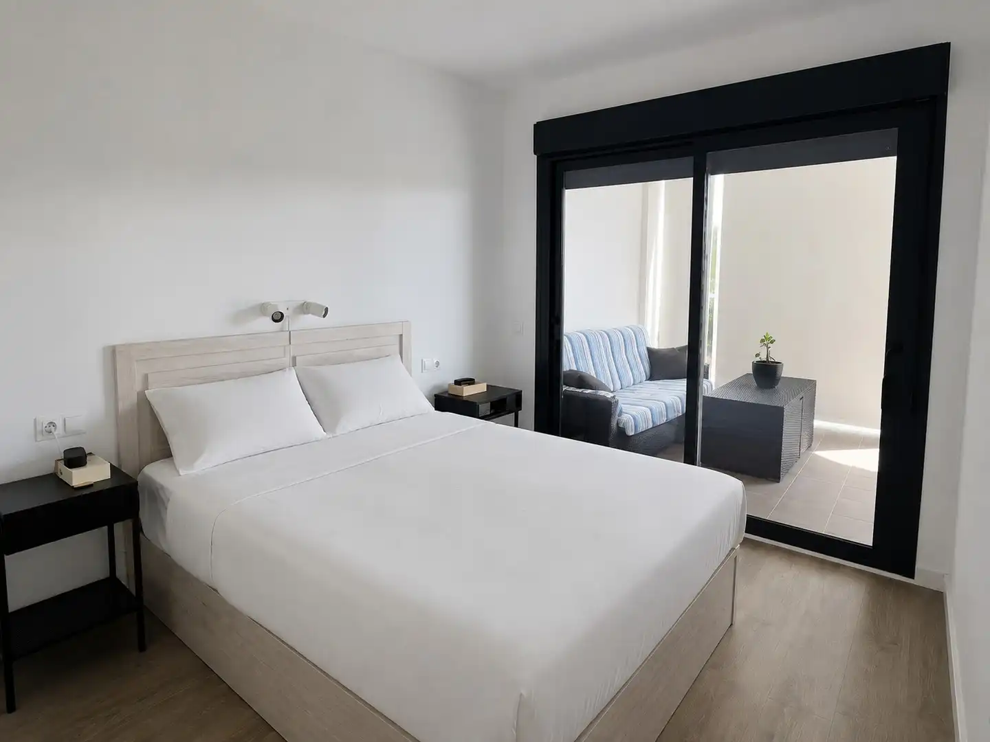 Habitación de Piso en venta en Vélez-Málaga con Aire acondicionado, Calefacción y Terraza