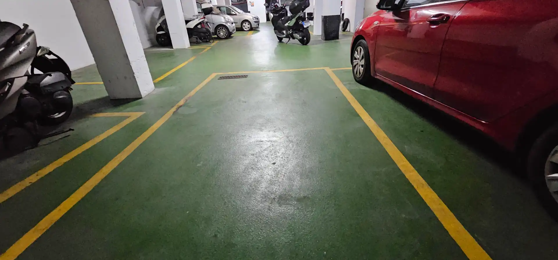 Parkplatz von Garage zur Miete in Barcelona