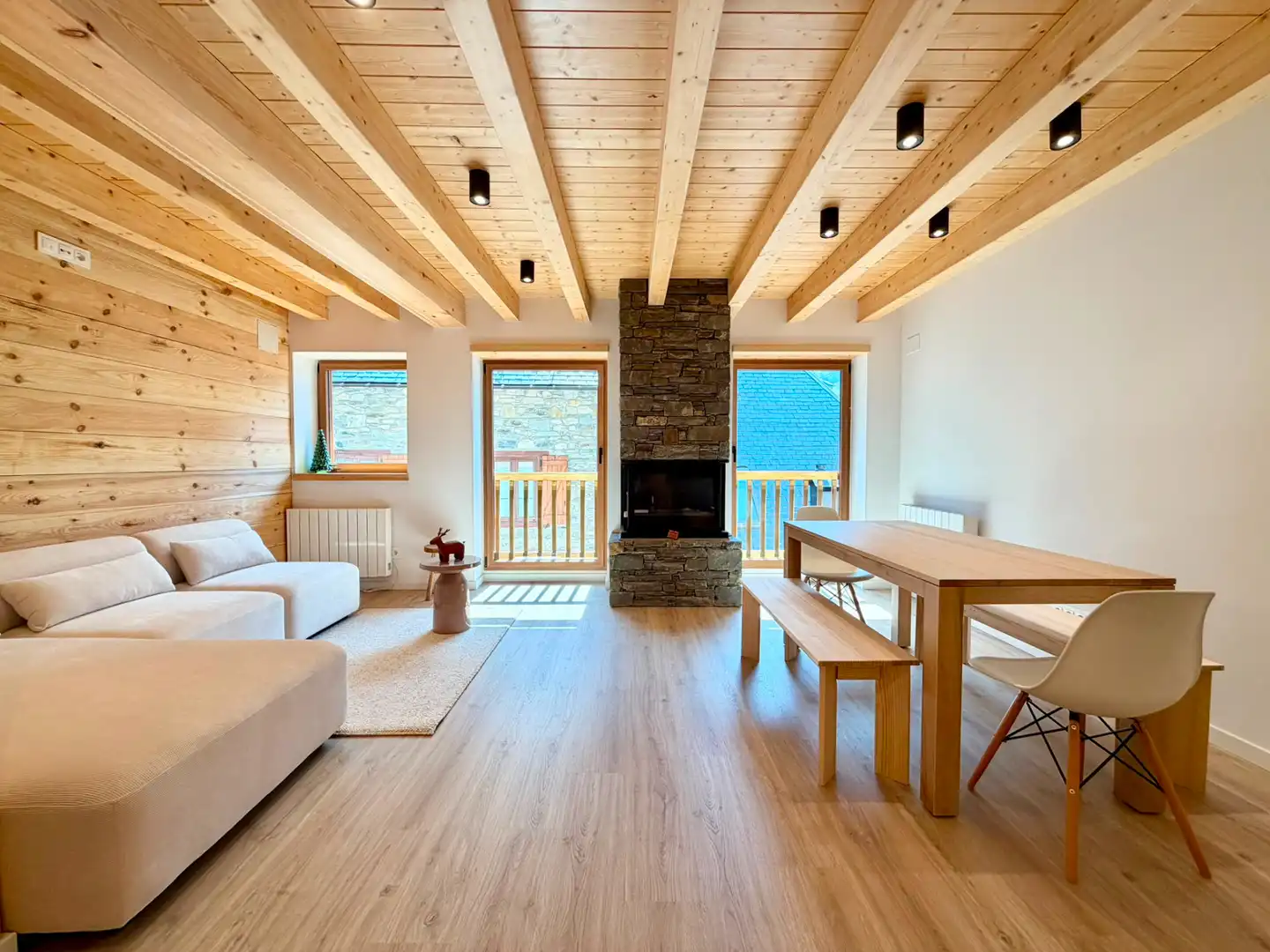 Living room of Duplexes for sale in Naut Aran  with Heating, Furnished and Balcony
