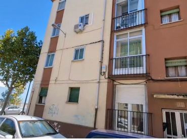 Wohnung zum Verkauf in Calle Río Cea 4