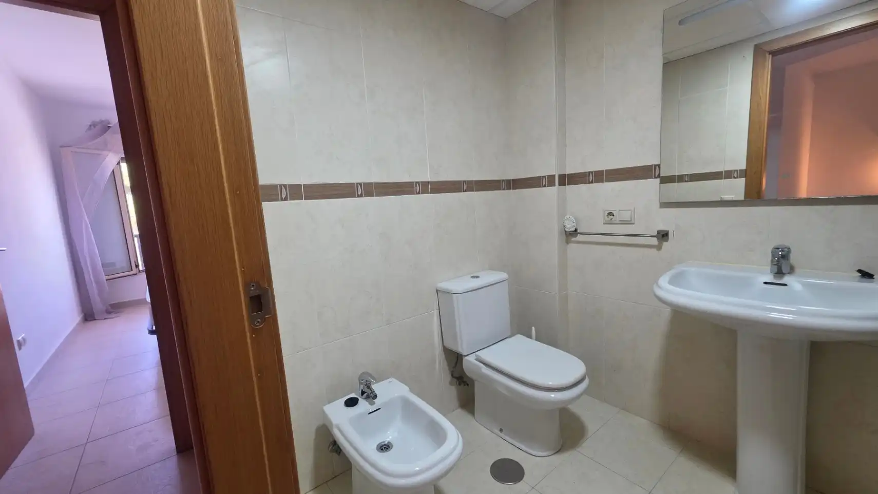 Bathroom of Flat for sale in Pedreguer  with Air Conditioner, Heating and Terrace