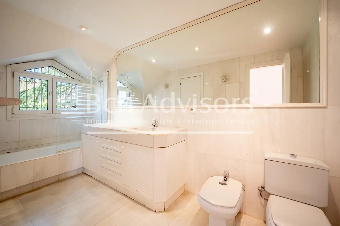 Baño de Casa o chalet en venta en Barcelona con Aire acondicionado, Calefacción y Jardín privado