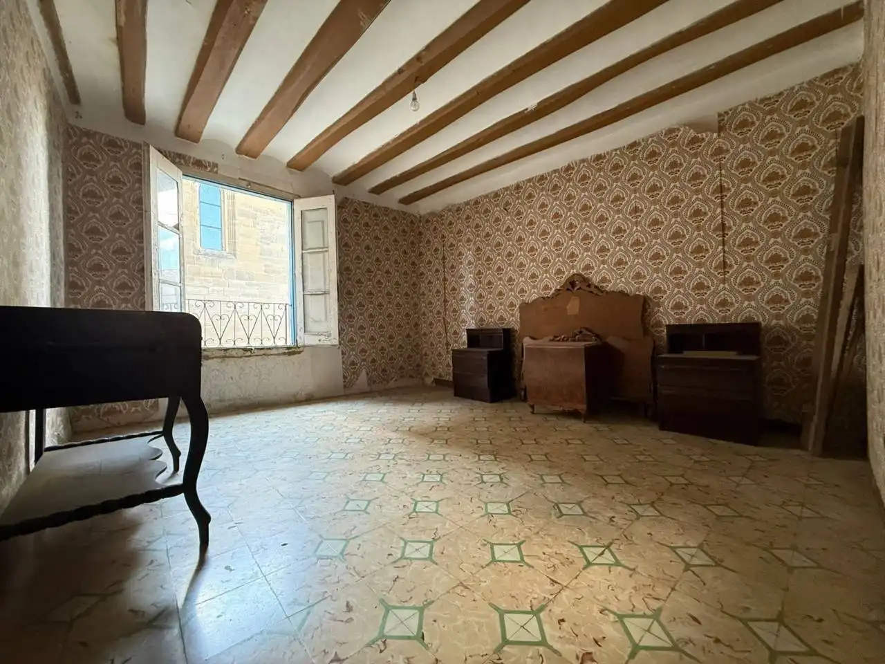 Living room of Houses for sale in Castildelgado  with Heating and Private garden