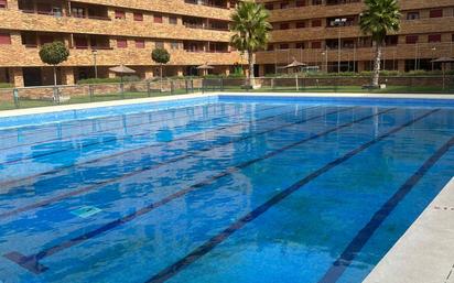 Schwimmbecken von Wohnung zum verkauf in Seseña mit Klimaanlage und Terrasse