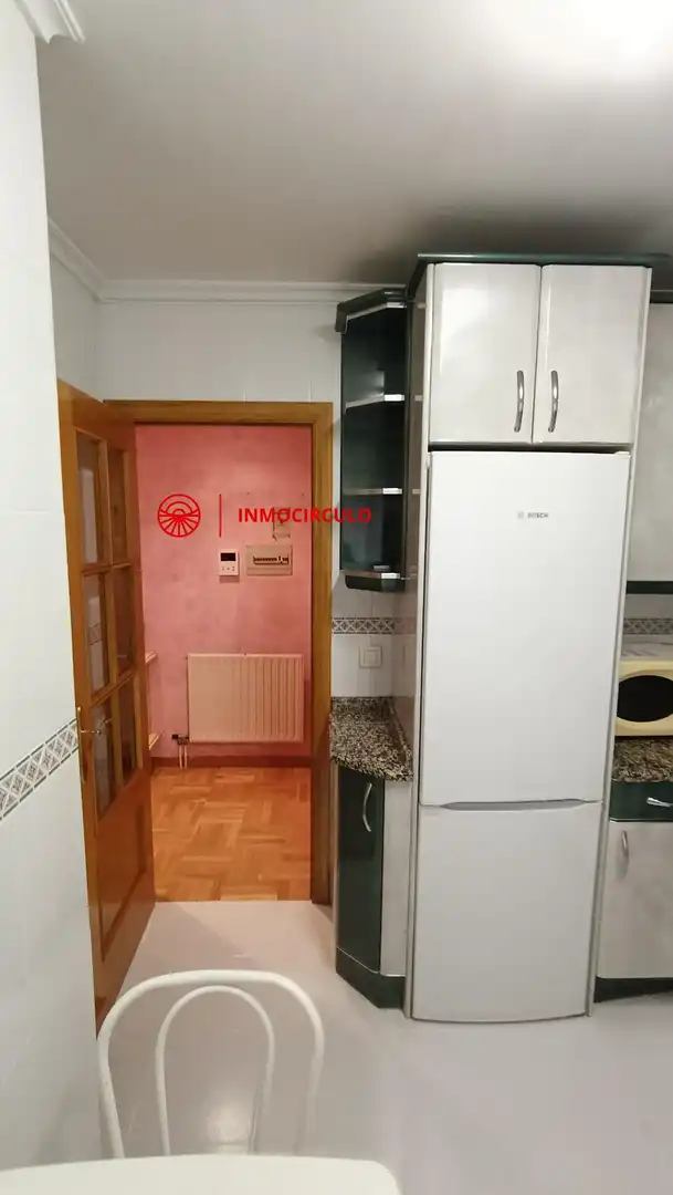 Cuina de Apartament en venda en Burgos amb Calefacció i Traster