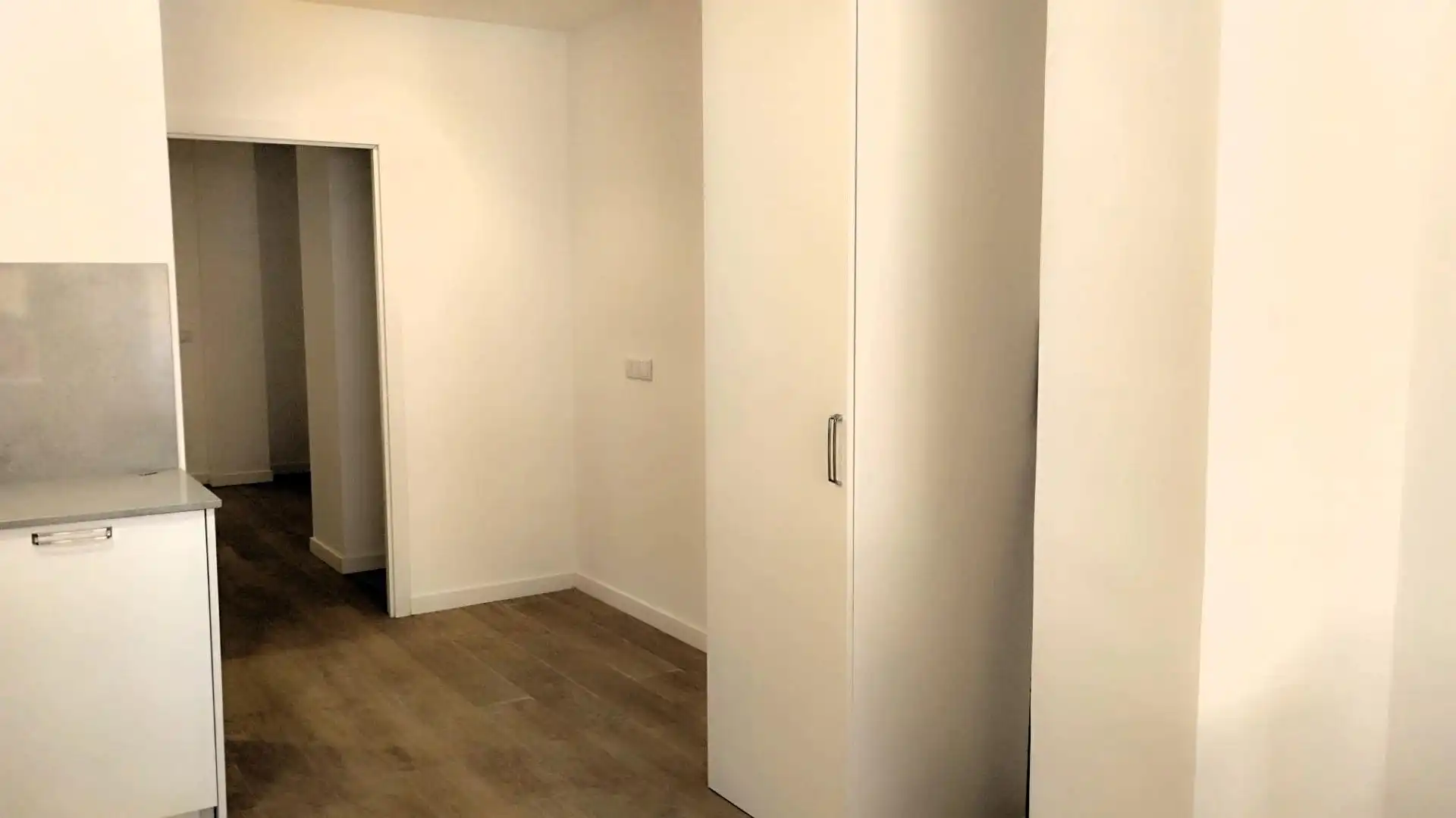 Ground floor for sale in Xirivella  with Air Conditioner, Terrace and Furnished