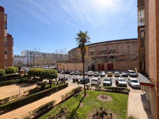 Piso en Venta en Ciudad Jardín - Zoco