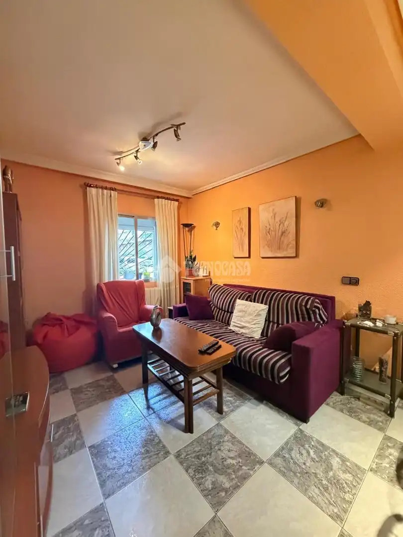 Sala de estar de Piso en venta en Madrid con Calefacción y Parquet