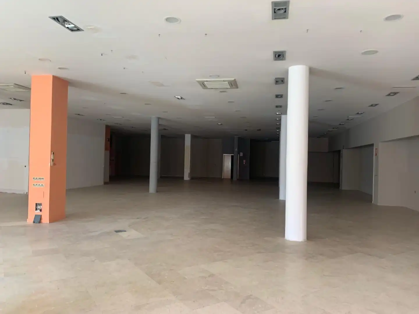 Gewerbefläche zur Miete in Calle CRISTO DE LA VERA CRUZ, imagen 4