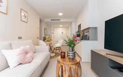 Sala d'estar de Apartament en venda en Las Palmas de Gran Canaria amb Aire condicionat