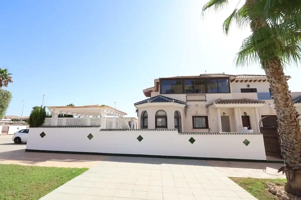 Exterior view of Detached homes for sale in Rojales  with Air Conditioner, Private garden and Terrace