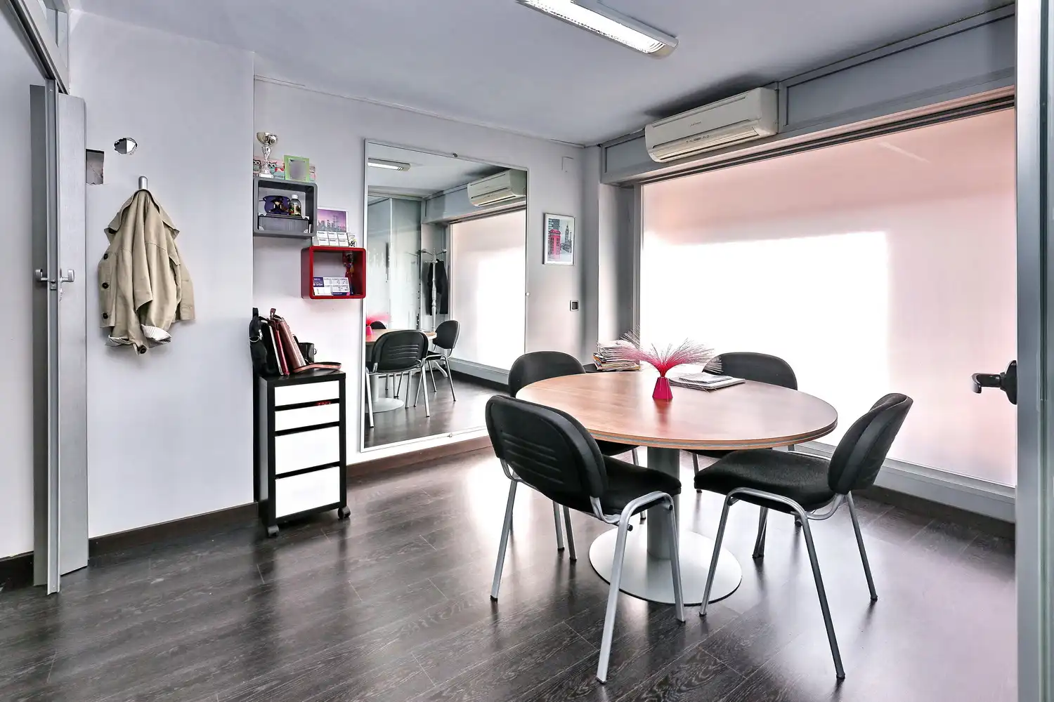 Local en venta en Barcelona con Aire acondicionado, Calefacción y Parquet