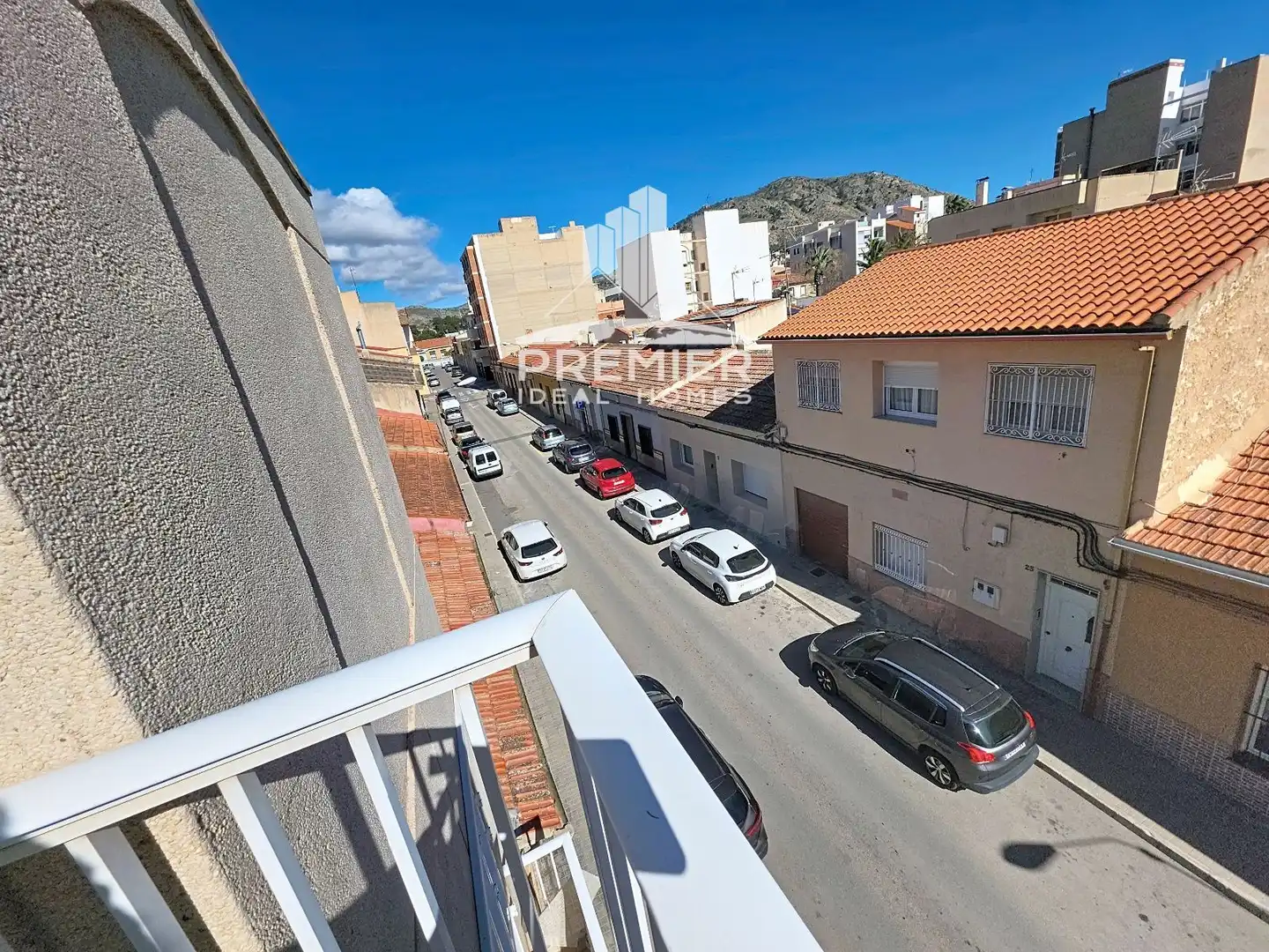 Vista exterior de Casa o xalet en venda en Petrer amb Aire condicionat, Calefacció i Terrassa