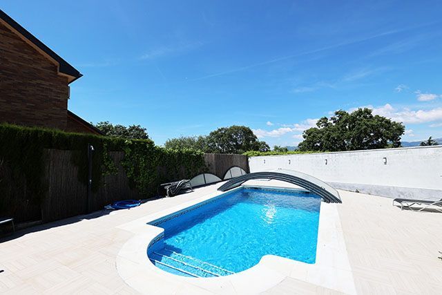 Piscina de Casa o xalet en venda en Colmenarejo amb Calefacció, Jardí privat i Terrassa