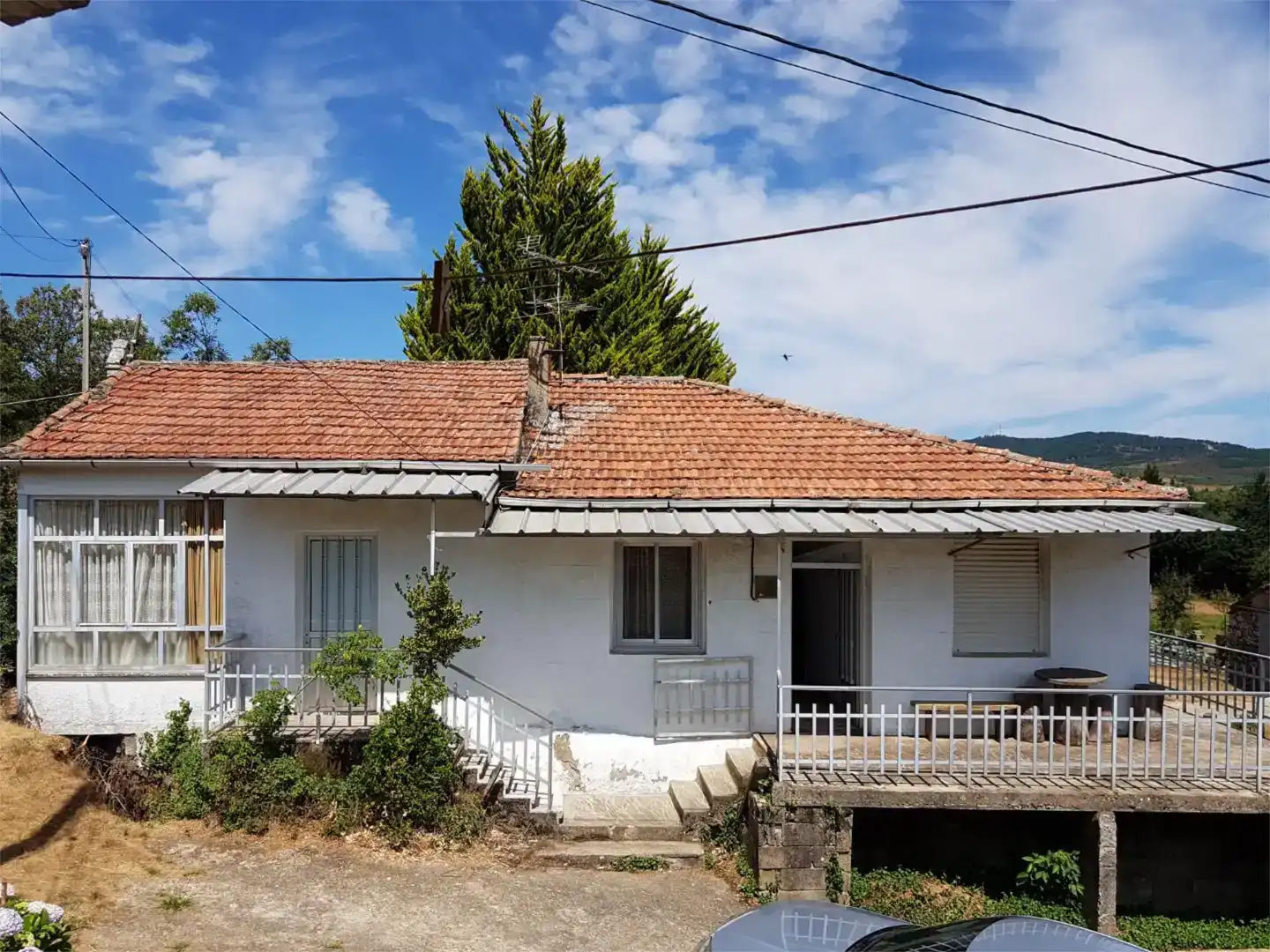 Vista exterior de Finca rústica en venda en Castrelo do Val amb Balcó