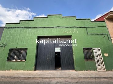 Business premises for sale in Calle Venta del Comte