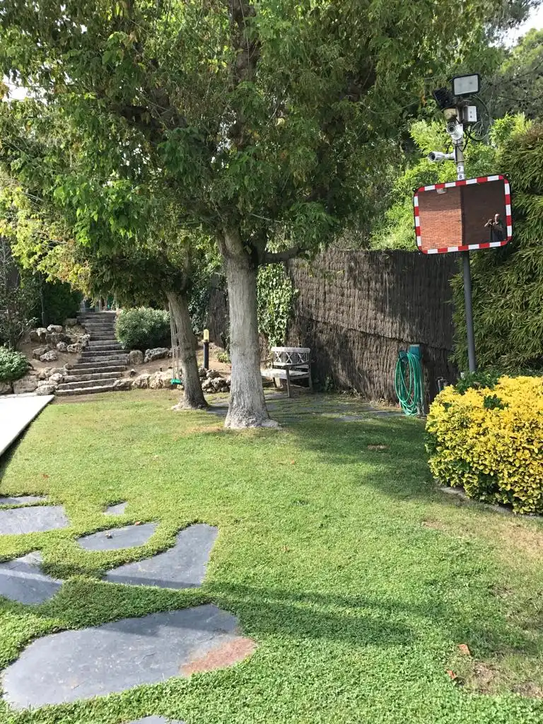 Jardín de Casa o chalet en venta en Cerdanyola del Vallès con Aire acondicionado, Calefacción y Jardín privado