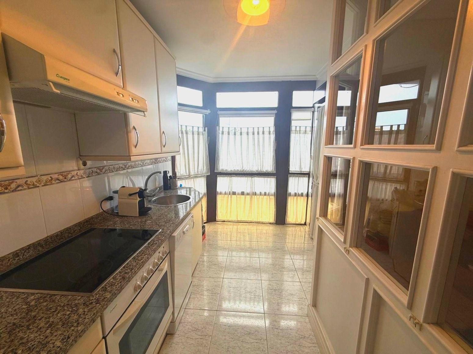 Cuina de Pis en venda en Avilés amb Calefacció, Parquet i Traster