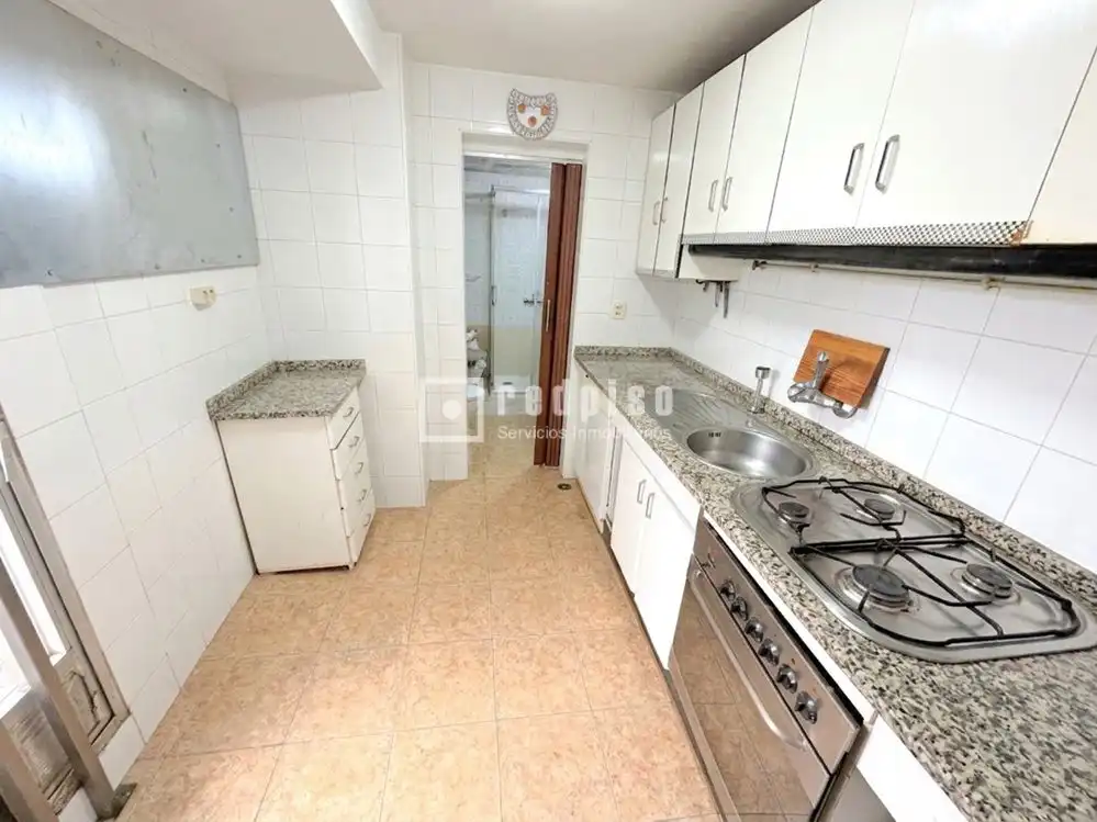Cocina de Casa o chalet en venta en Madrid con Calefacción, Terraza y Alarma