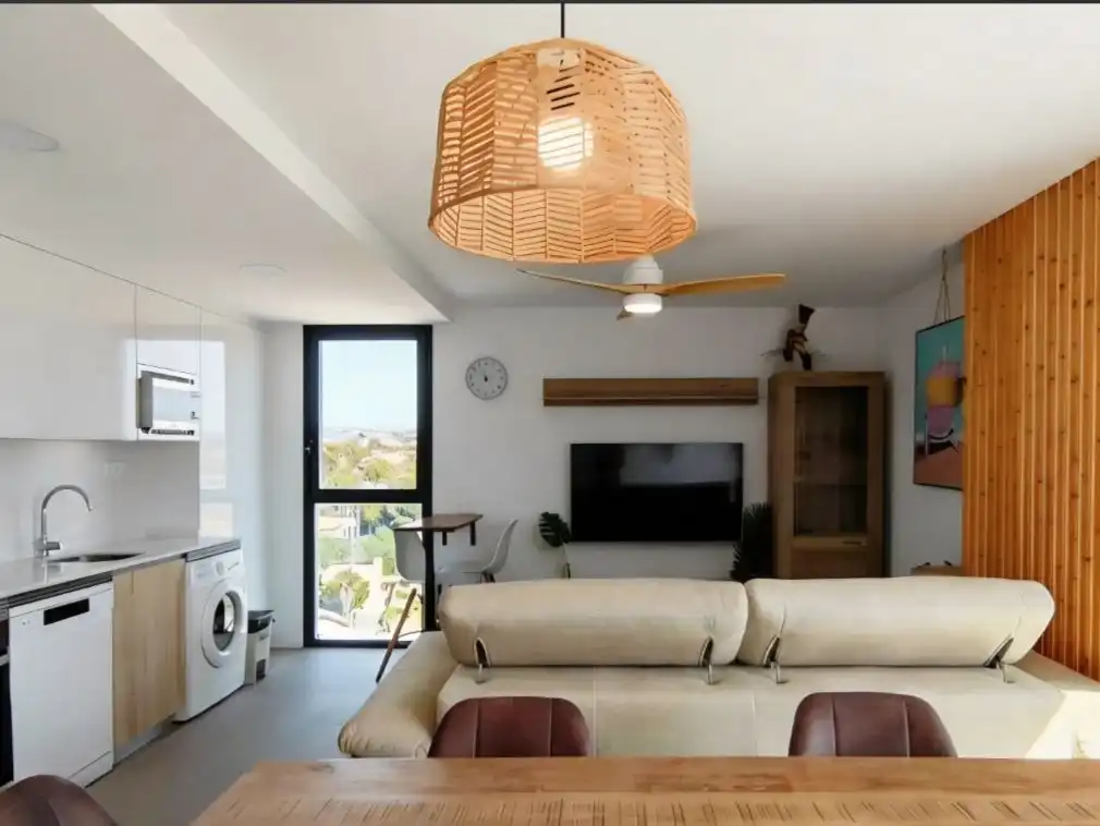 Appartamento con piscina in vendita a Avenida de Rumanía 24, imagen 9
