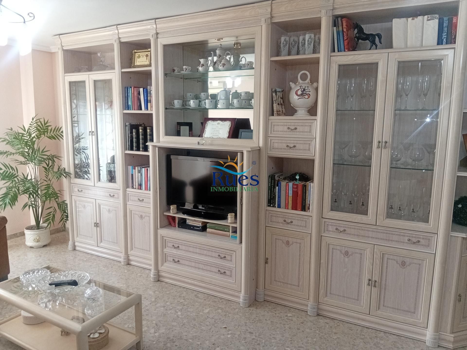 Sala d'estar de Pis en venda en L'Alcora amb Aire condicionat, Calefacció i Balcó