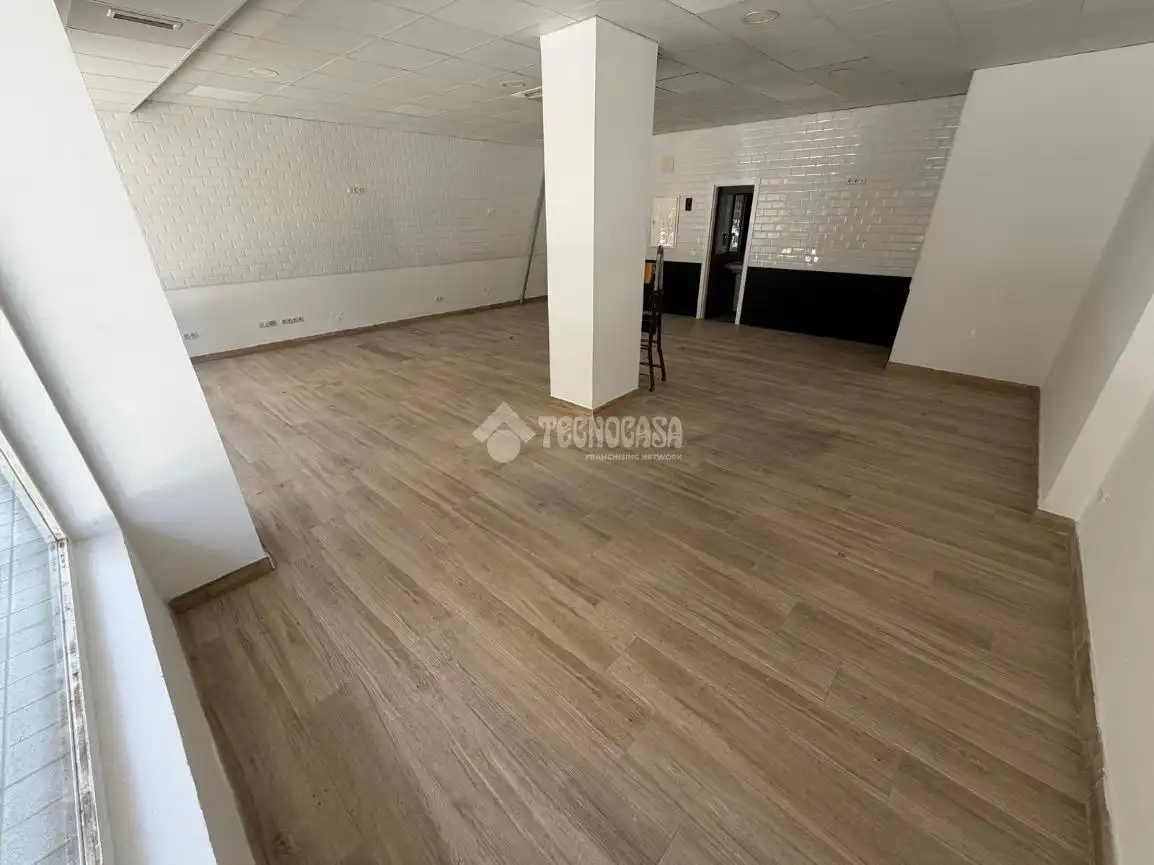 Commercial properties for sale in Madrid  with Air Conditioner