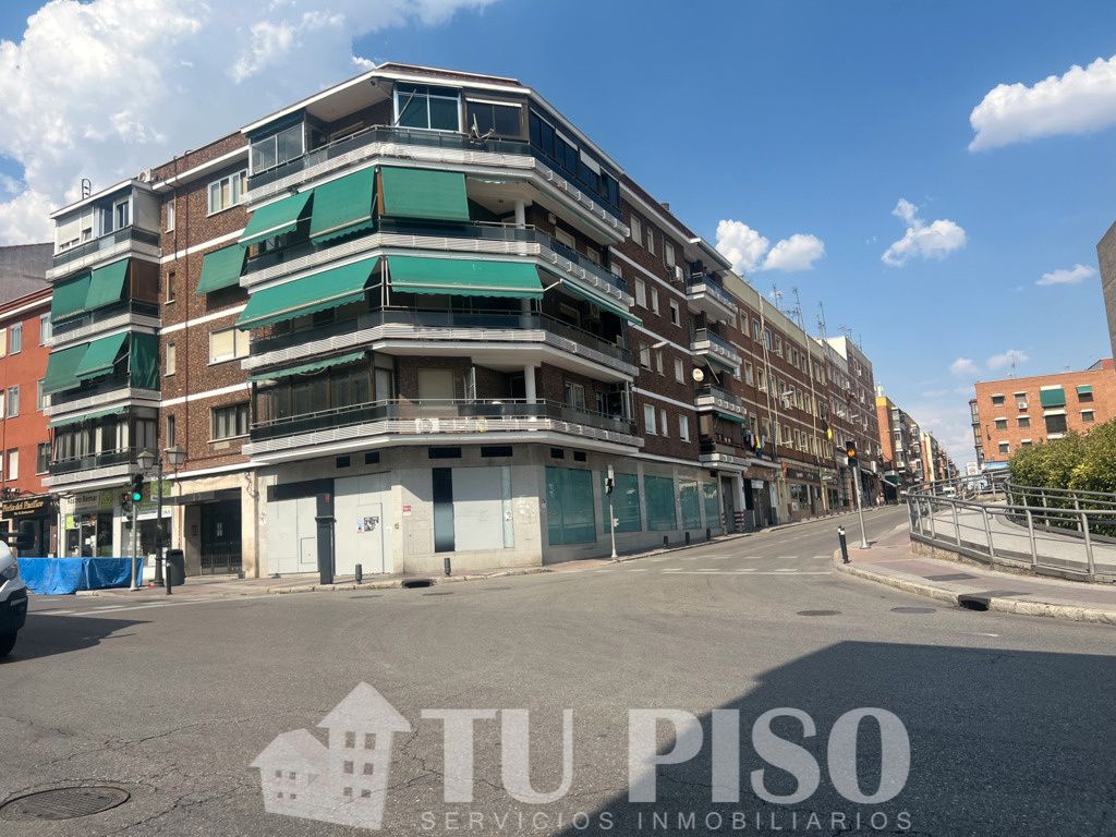 Vista exterior de Pis en venda en  Madrid Capital amb Calefacció i Terrassa
