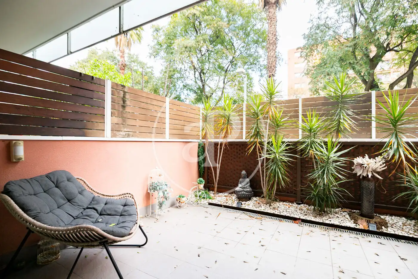 Garten von Wohnung zum Verkauf in Barcelona mit Klimaanlage, Heizung und Privatgarten