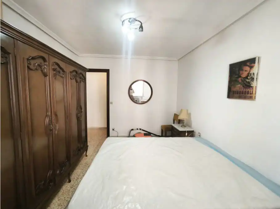 Habitación de Piso de alquiler en Salamanca con Calefacción y Balcón