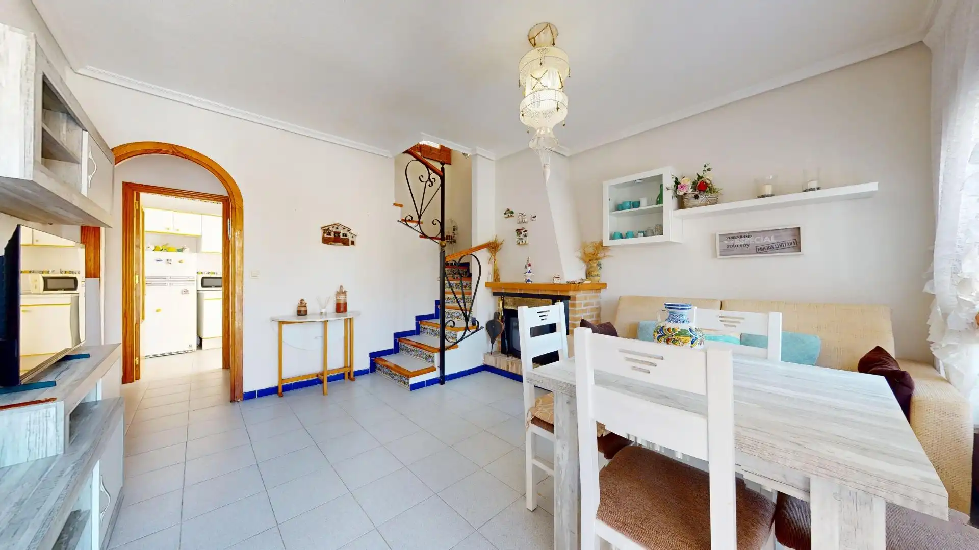 Casa adosada en venta en Pilar de la Horadada con Terraza
