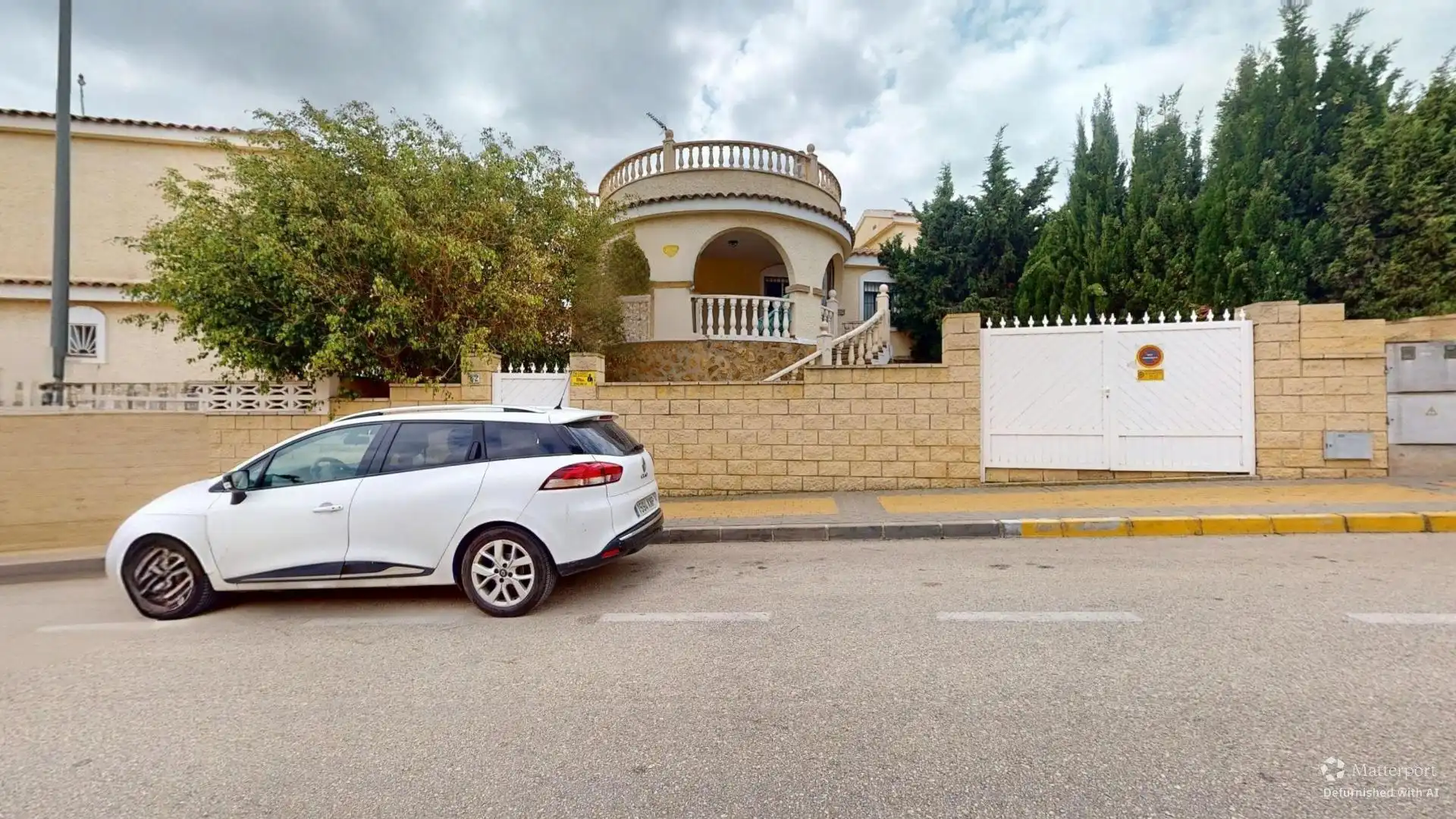 Vista exterior de Casa adosada en venta en Monforte del Cid con Jardín privado