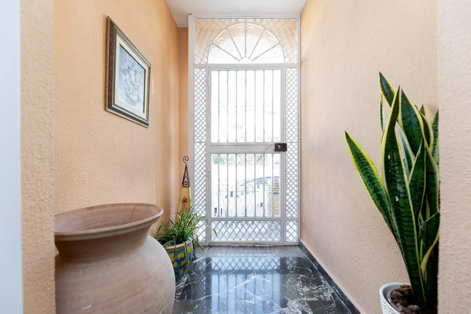 Terraced house with terrace for sale in Avenida LIBERTAD, imagen 7