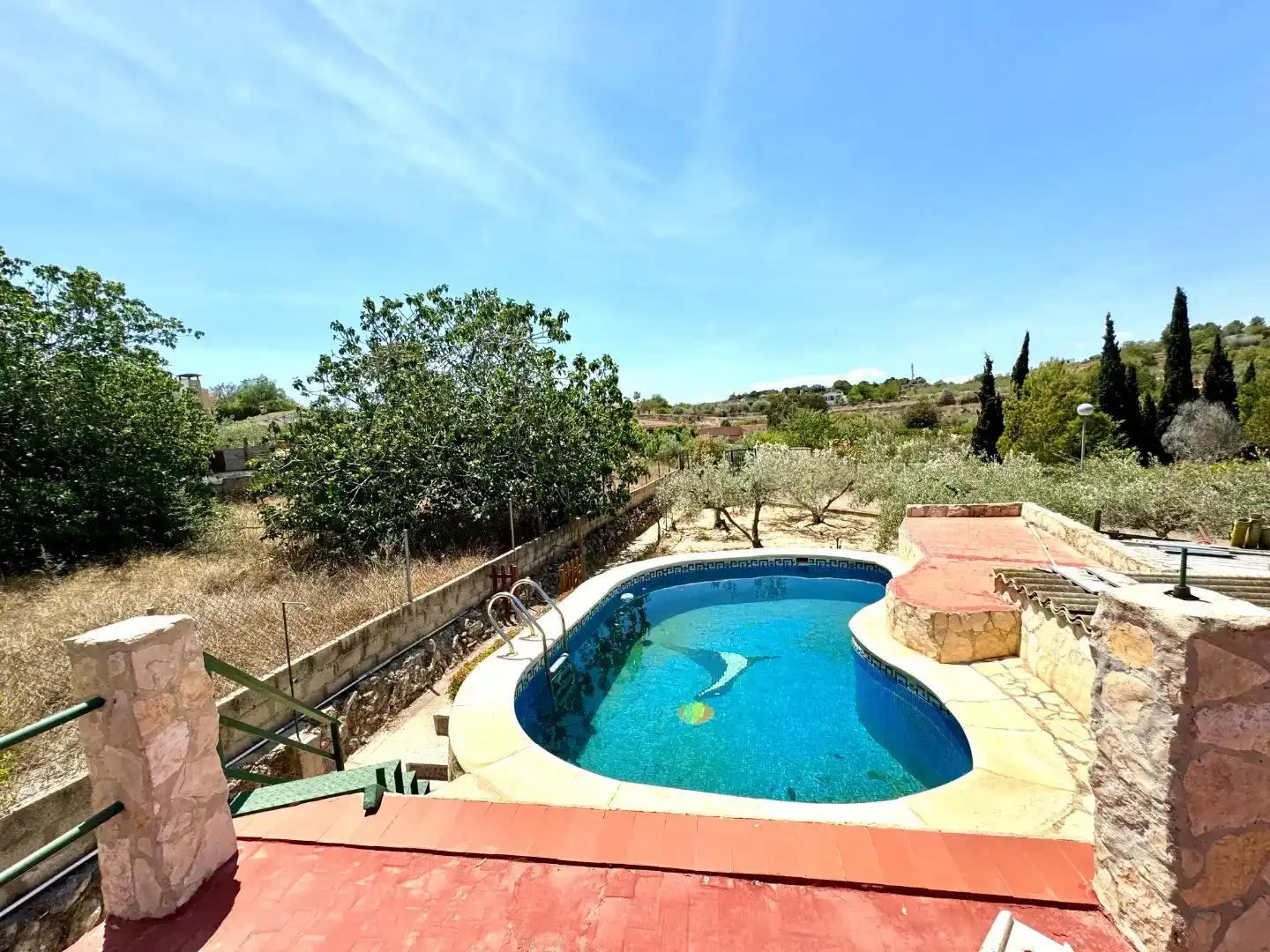 Piscina de Pis de lloguer en Turís amb Aire condicionat, Jardí privat i Traster