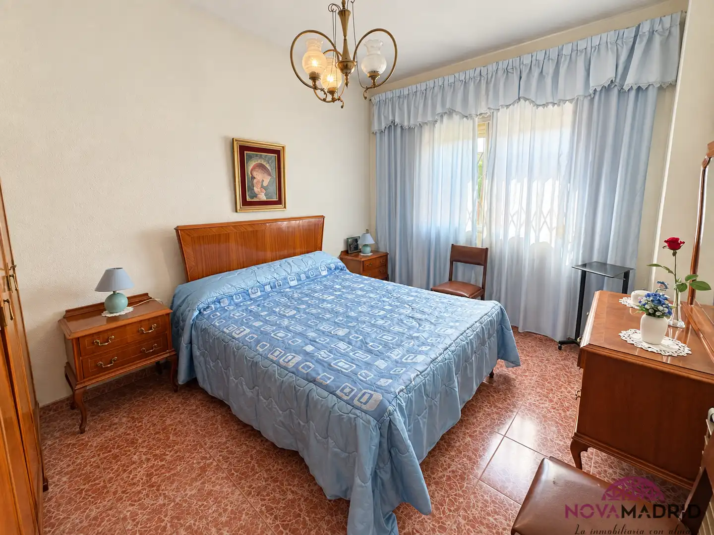 Habitación de Piso en venta en Madrid con Calefacción y Terraza