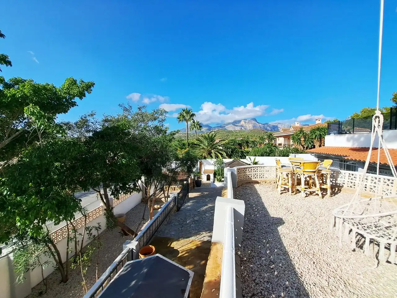 Vista exterior de Casa o chalet en venta en La Nucia con Aire acondicionado, Calefacción y Jardín privado