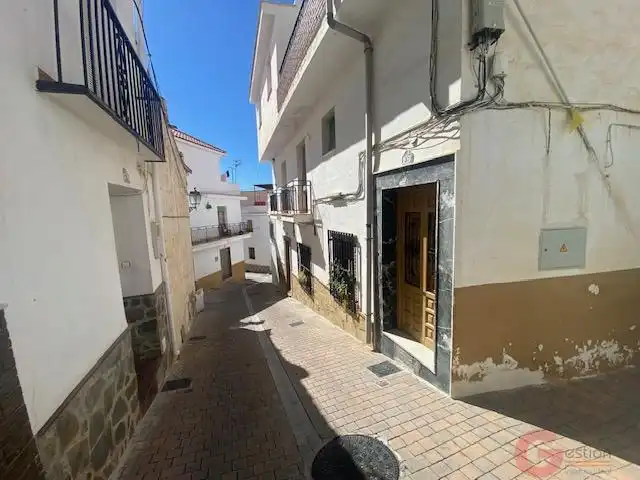 Casa en venda a Otívar, imagen 2