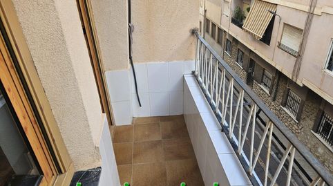 Foto 4 de Apartament en venda a Plaza de Toros - Avenida Chapí - Trinquete, Elda