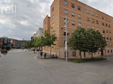 Wohnung zum Verkauf in CL PERICAS  
Es: Pl: Pt:
 MANLLEU (BARCELONA)