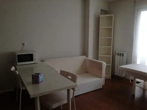 Study for rent in Recatelo - O Carme