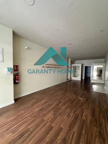 Local comercial en Alquiler en Centro