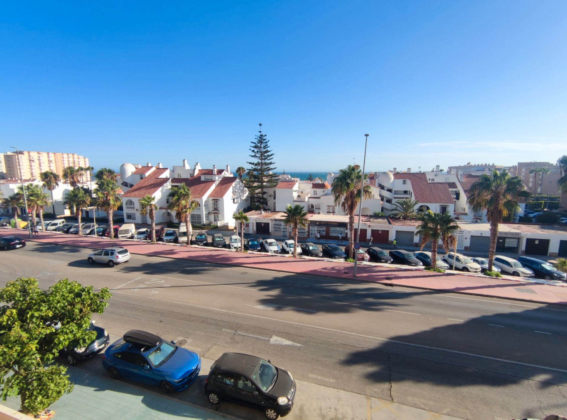 Vista exterior de Pis en venda en Torrox